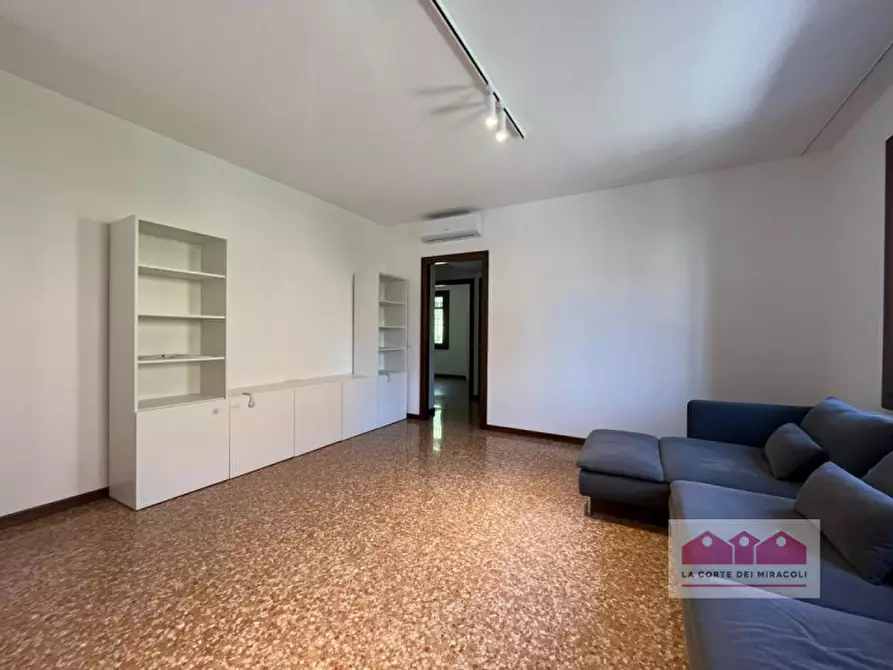 Immagine 6 di Appartamento in affitto  in Via Raffaele Pasi 67 a Vicenza