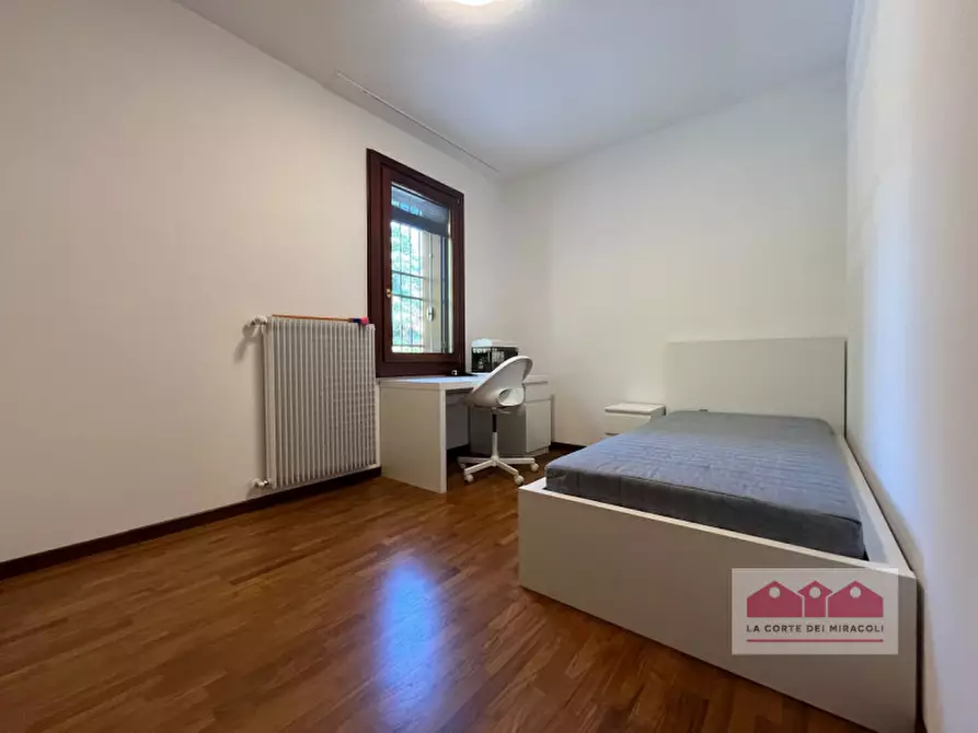 Immagine 15 di Appartamento in affitto  in Via Raffaele Pasi 67 a Vicenza