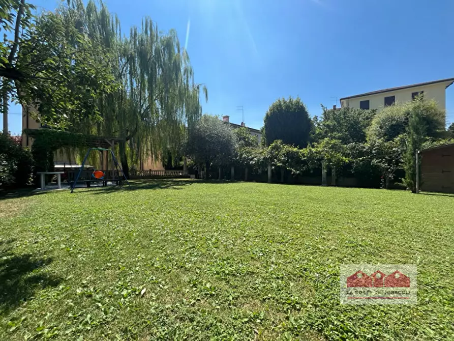 Immagine 21 di Appartamento in affitto  in Via Raffaele Pasi 67 a Vicenza