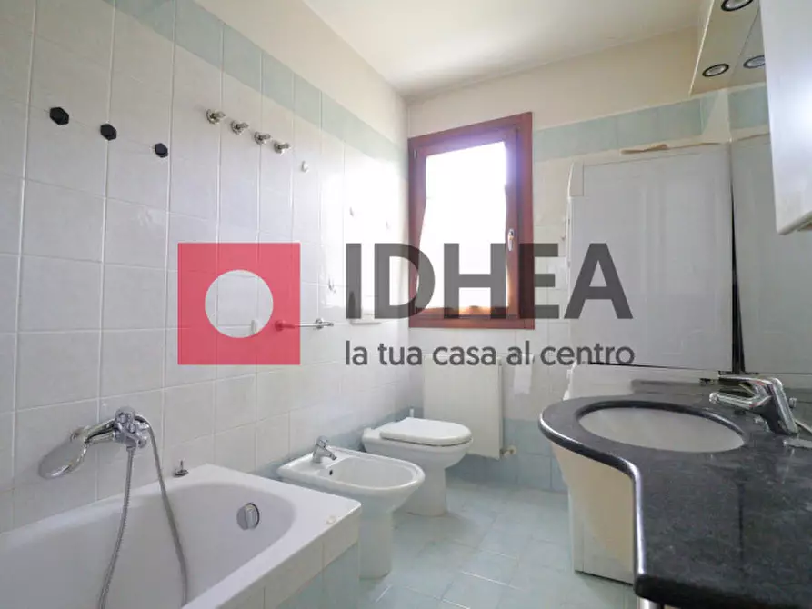 Immagine 15 di Appartamento in vendita  in Via G. Di Vittorio a Montebelluna