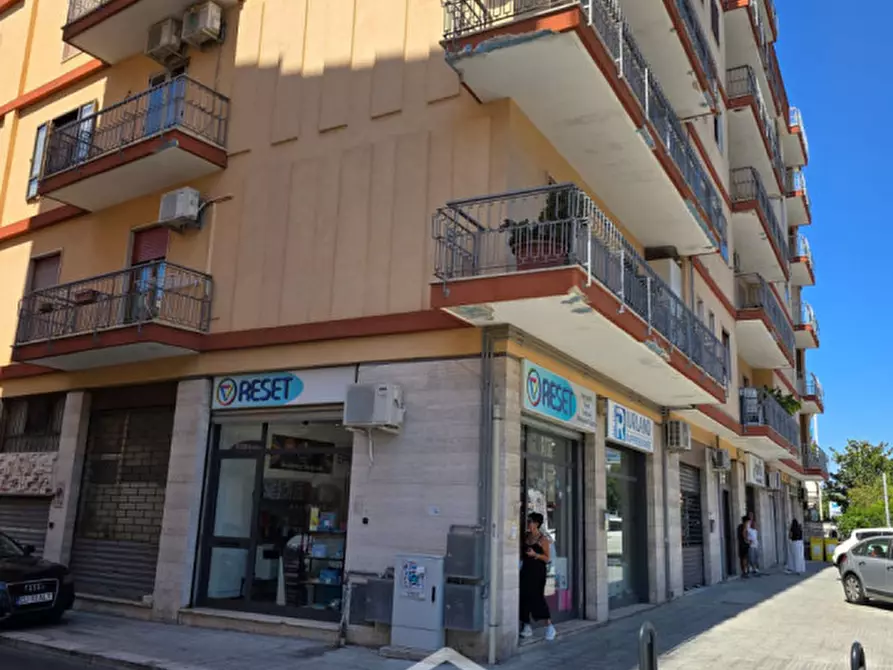 Immagine 5 di Negozio in affitto  in viale giovanni leopardi,21 a Lecce