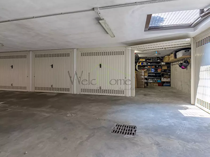 Immagine 35 di Appartamento in vendita  a Albavilla
