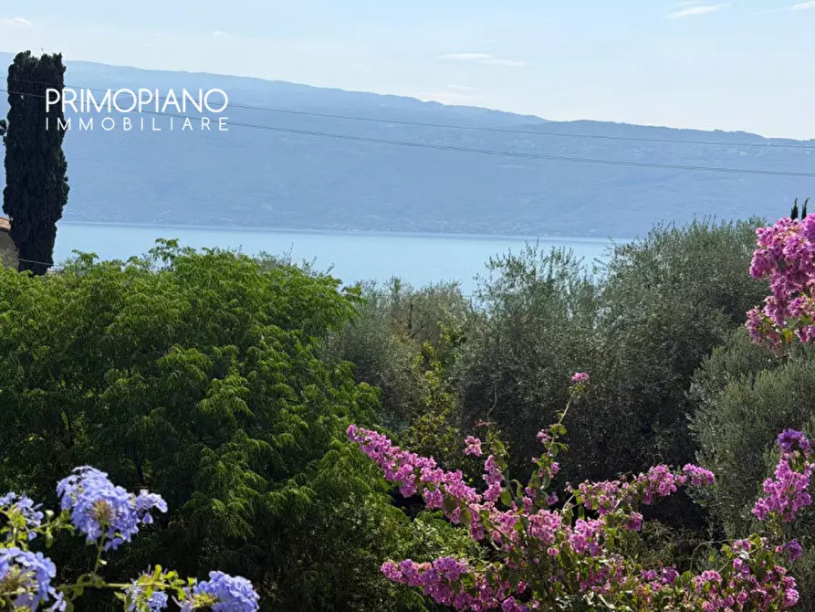 Immagine 4 di Villa in vendita  in Via San Giorgio a Toscolano-Maderno