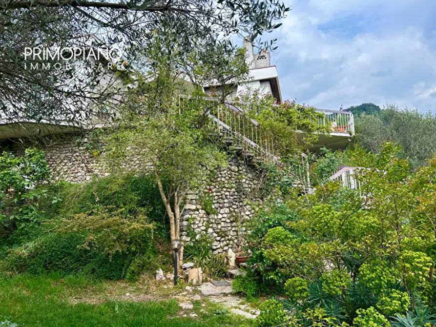 Immagine 13 di Villa in vendita  in Via San Giorgio a Toscolano-Maderno