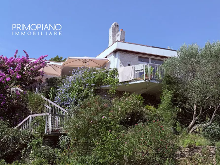 Immagine 15 di Villa in vendita  in Via San Giorgio a Toscolano-Maderno