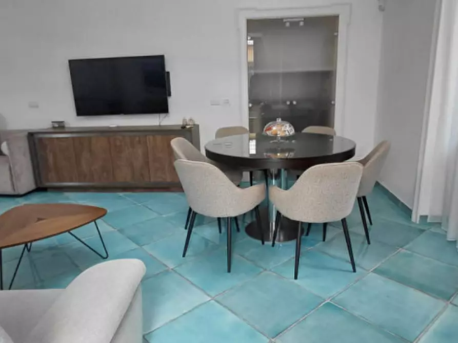 Immagine 6 di Appartamento in affitto  in via rocco galdieri 3 a Napoli