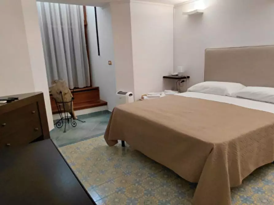 Immagine 11 di Appartamento in affitto  in via rocco galdieri 3 a Napoli