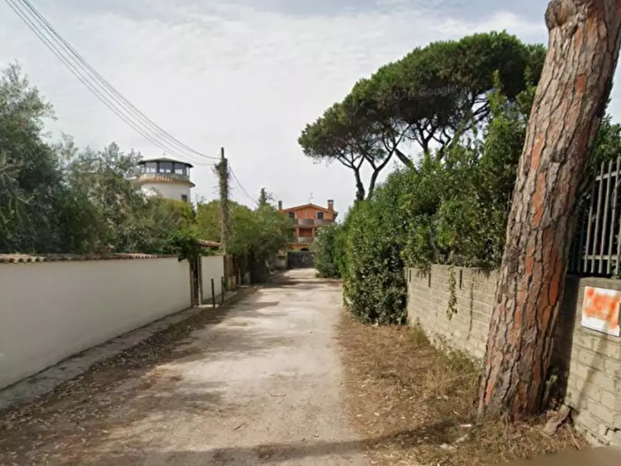 Immagine 4 di Villa in vendita  in Via dei Cedri, 3 00040 Tor San Lorenzo RM, Italia - Ardea (RM) a Ardea