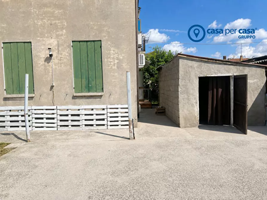 Immagine 13 di Appartamento in vendita  in Via Marconi a Anguillara Veneta