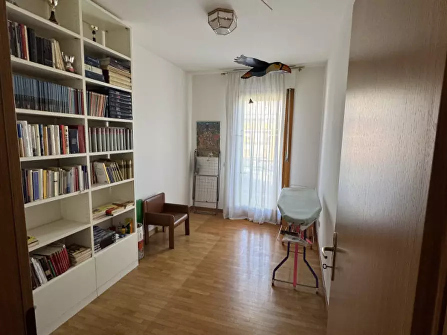Immagine 3 di Appartamento in vendita  in Via Aldo Rosolen n. 2 a Vittorio Veneto