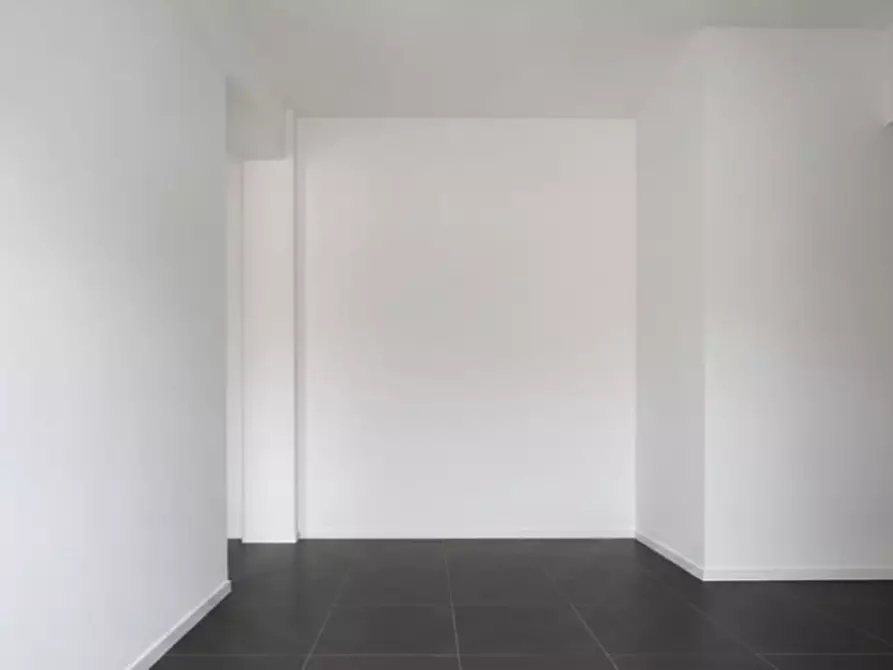 Immagine 4 di Appartamento in vendita  in Via Tommaso Laureti a Bologna