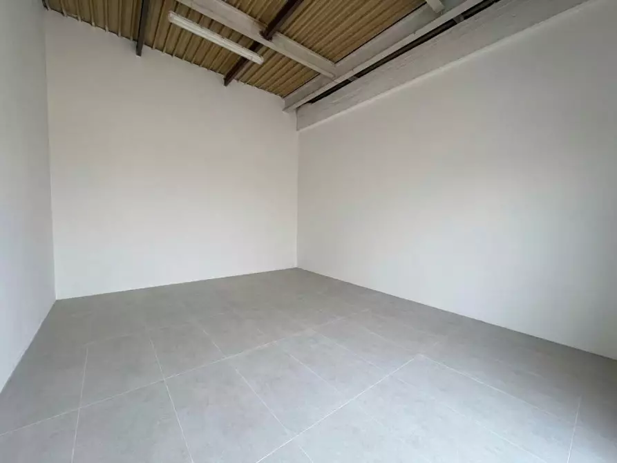 Immagine 1 di Appartamento in vendita  in Via Tommaso Laureti a Bologna