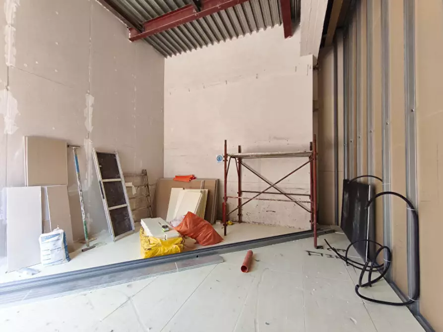Immagine 14 di Appartamento in vendita  in Via Tommaso Laureti a Bologna