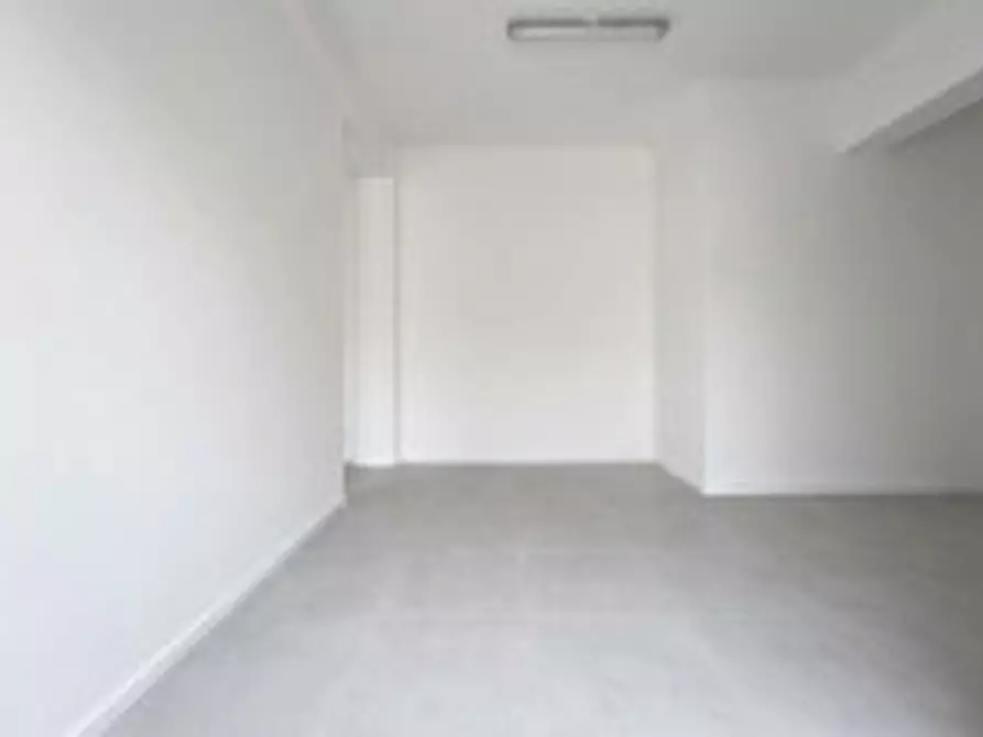 Immagine 5 di Appartamento in vendita  a Bologna