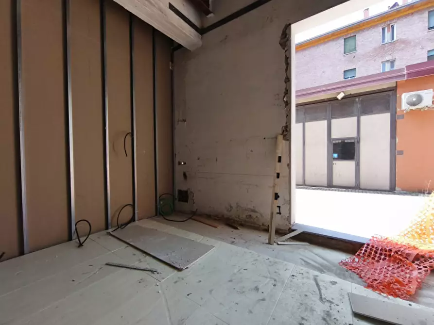 Immagine 11 di Appartamento in vendita  in Via Tommaso Laureti a Bologna