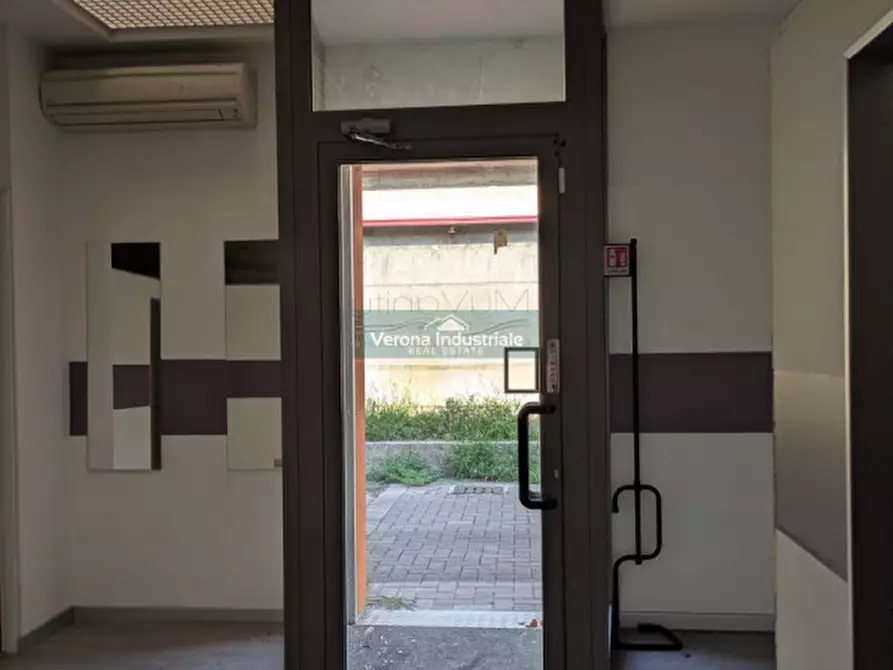 Immagine 4 di Capannone industriale in affitto  in zai a Verona