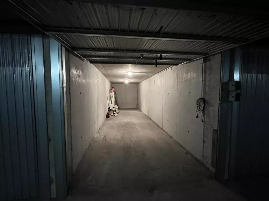 Immagine 2 di Garage in vendita  in Corso Caio Plinio 87/A a Torino