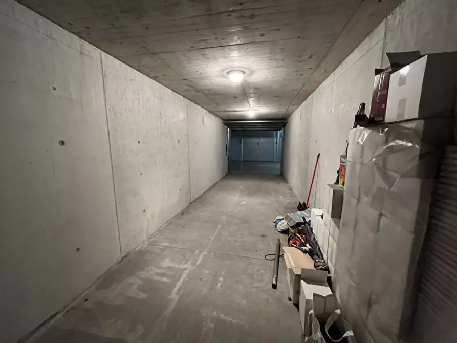 Immagine 4 di Garage in vendita  in Corso Caio Plinio 87/A a Torino