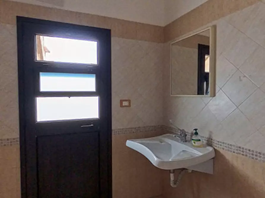 Immagine 27 di Casa indipendente in vendita  in Via Solferino a Casarano