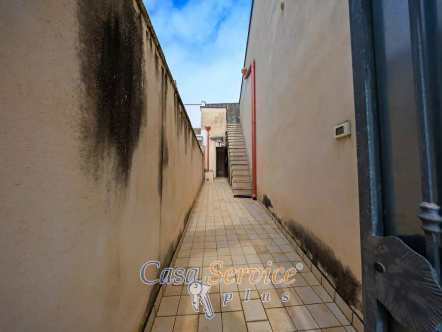 Immagine 30 di Casa indipendente in vendita  in Via Solferino a Casarano