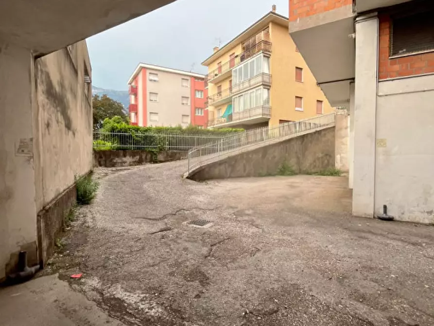 Immagine 2 di Garage in vendita  in Via San Giovanni Bosco a Rovereto