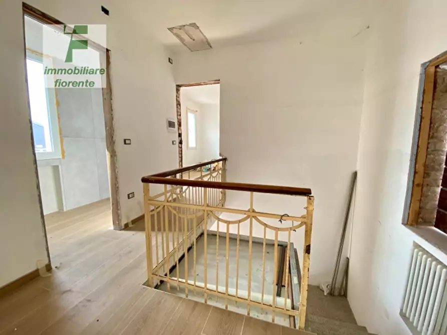 Immagine 9 di Casa indipendente in vendita  in VIA FORNACI a Padova