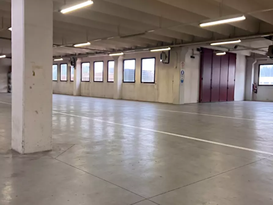Immagine 2 di Capannone industriale in affitto  in Via Andrea Bafile a Jesolo