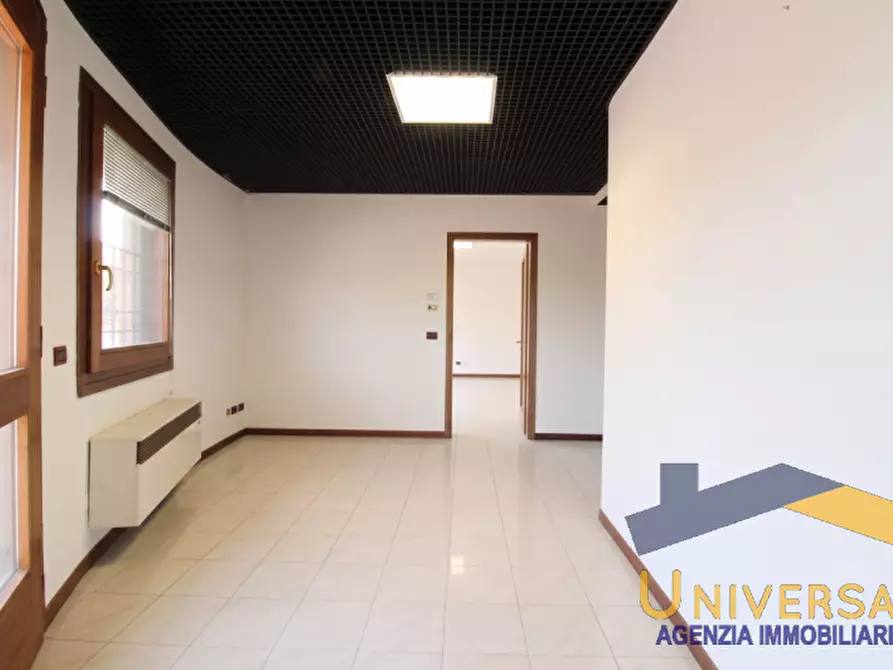Immagine 4 di Appartamento in vendita  in VIA ALDO MORO a Villa Del Conte