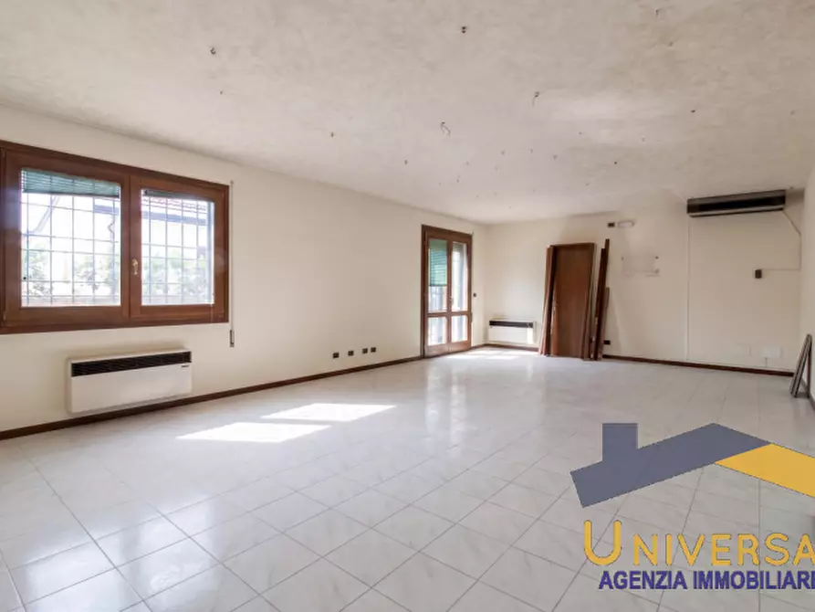 Immagine 24 di Appartamento in vendita  in VIA ALDO MORO a Villa Del Conte