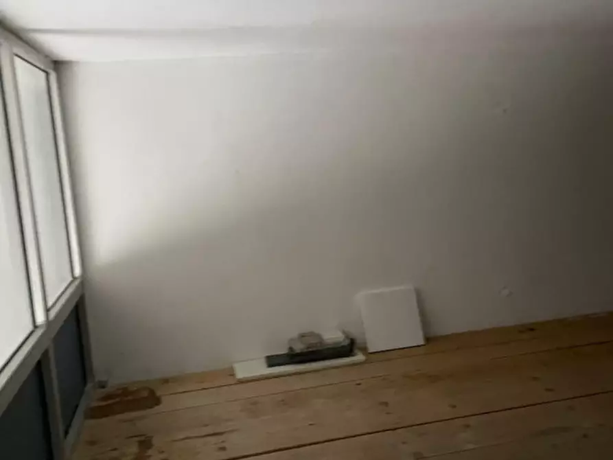 Immagine 4 di Negozio in vendita  in via grumentina 18 a Marsicovetere