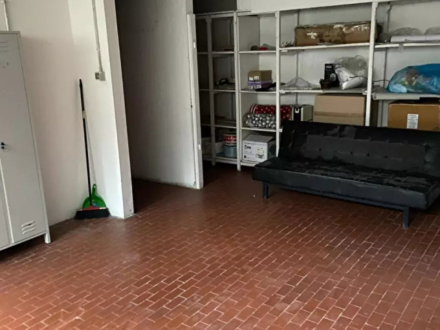Immagine 11 di Negozio in vendita  in Via Guido Reni a Padova