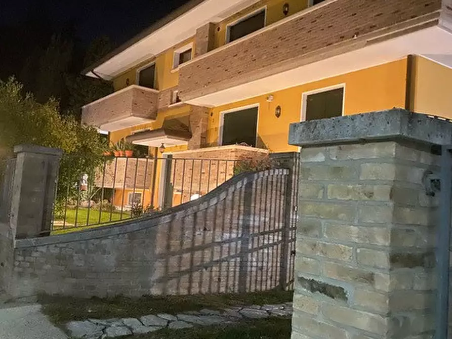 Immagine 1 di Appartamento in vendita  in Galzignano Terme a Galzignano Terme