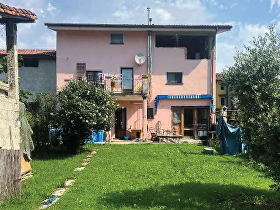 Immagine 1 di Casa indipendente in vendita  in Via Boscarini, 47 a Fanna