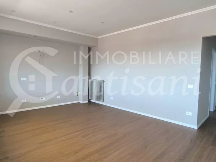 Immagine 5 di Appartamento in vendita  in Piazza Valdelsa a Firenze