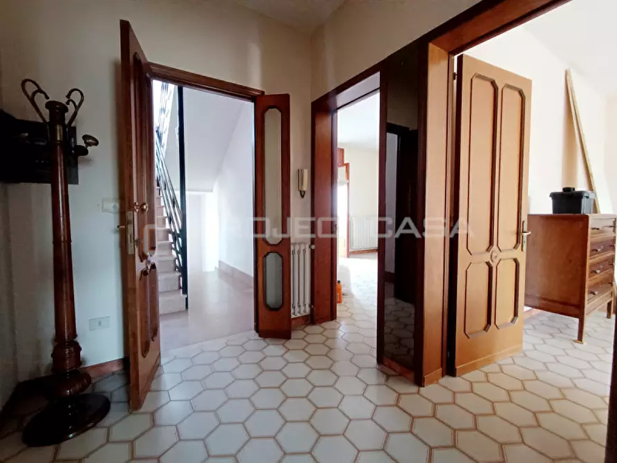 Immagine 16 di Appartamento in vendita  in via Sicilia 35 a Scorrano