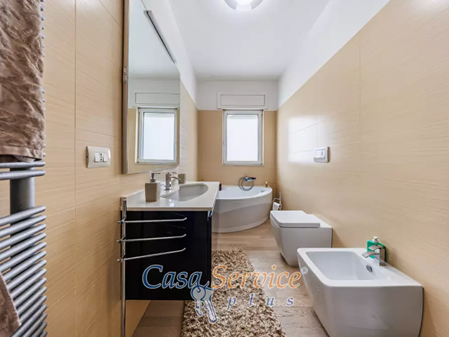 Immagine 35 di Villa in vendita  in Via Charles Le Corbusier a Lecce
