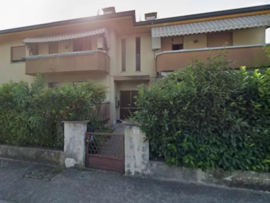 Immagine 1 di Appartamento in vendita  in Via Roveredo, 61 a Porcia