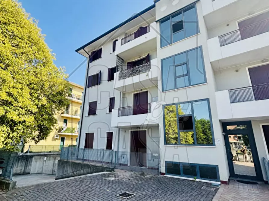 Immagine 1 di Appartamento in vendita  in Via monsignor Giovanni Torresan a Camposampiero