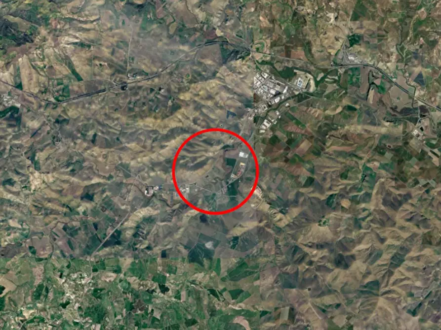 Immagine 9 di Terreno in vendita  in Strada Consortile, 94100 Enna EN, Italia a Enna