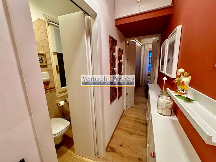 Immagine 9 di Appartamento in vendita  in Via Corti Romane a Sirmione