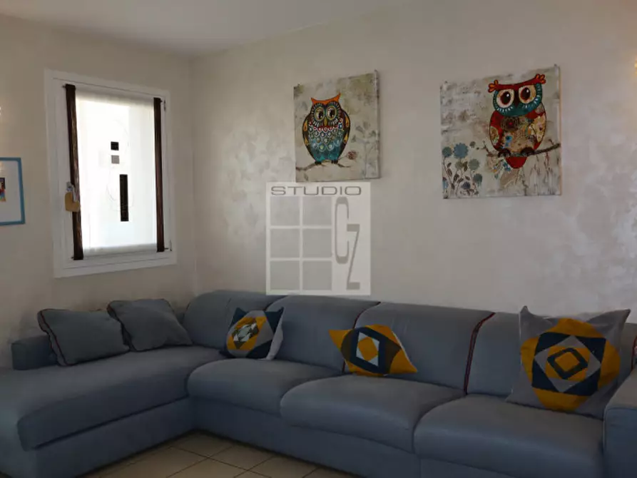 Immagine 1 di Casa bifamiliare in vendita  in Via Rana a Loreggia