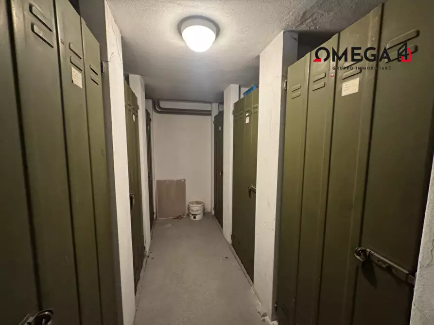 Immagine 23 di Appartamento in vendita  in Via Raffaello Sanzio 13 a Trieste
