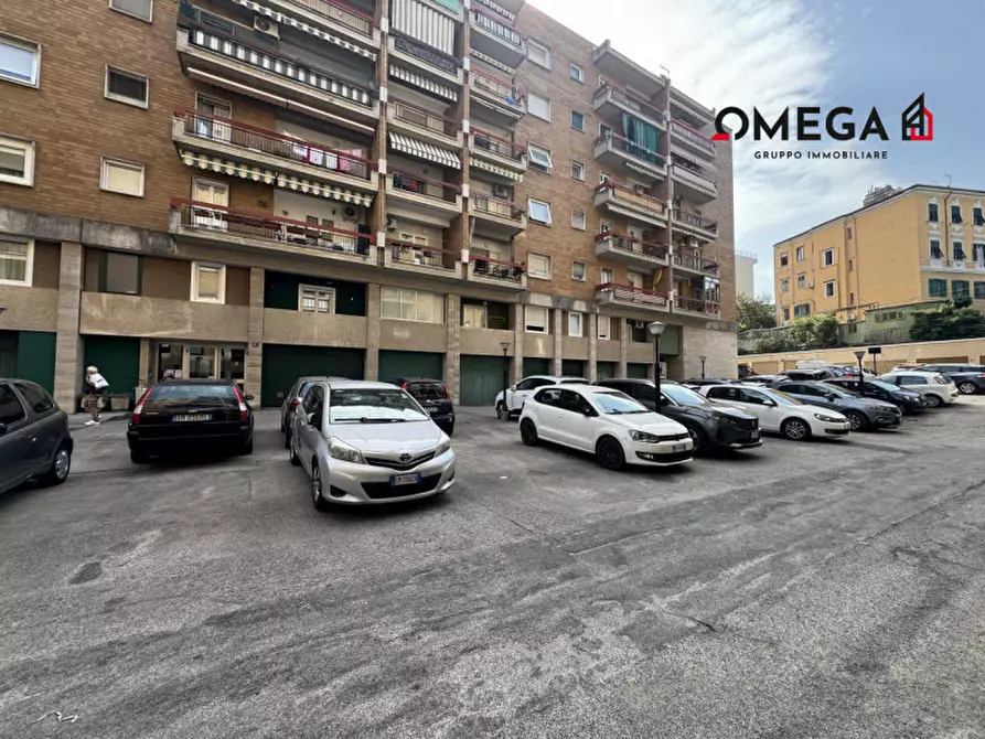Immagine 25 di Appartamento in vendita  in Via Raffaello Sanzio 13 a Trieste
