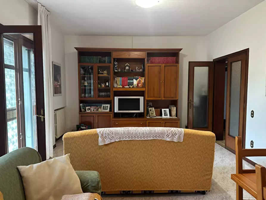 Immagine 3 di Casa bifamiliare in vendita  in Via Ca' Bianca a Cartura
