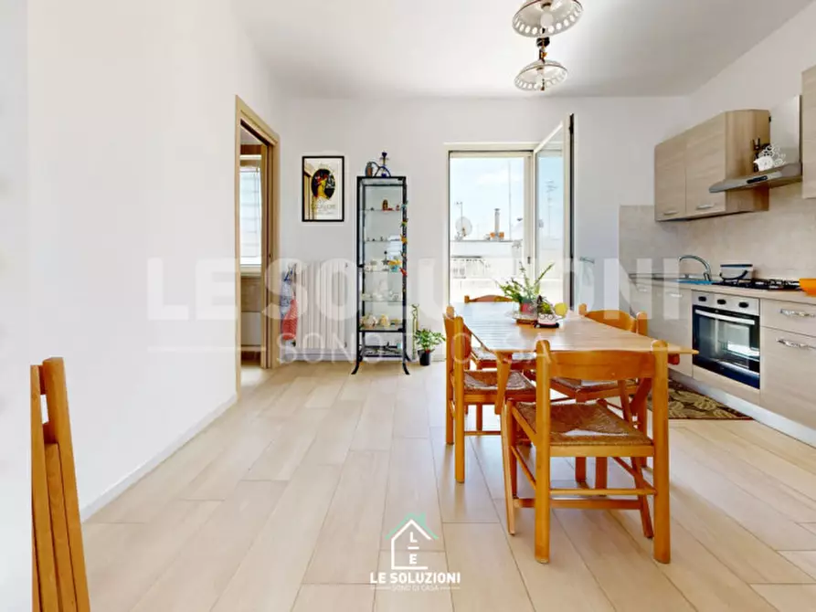 Immagine 5 di Casa indipendente in vendita  in Via Guglielmo Marconi 57 a Castellana Grotte
