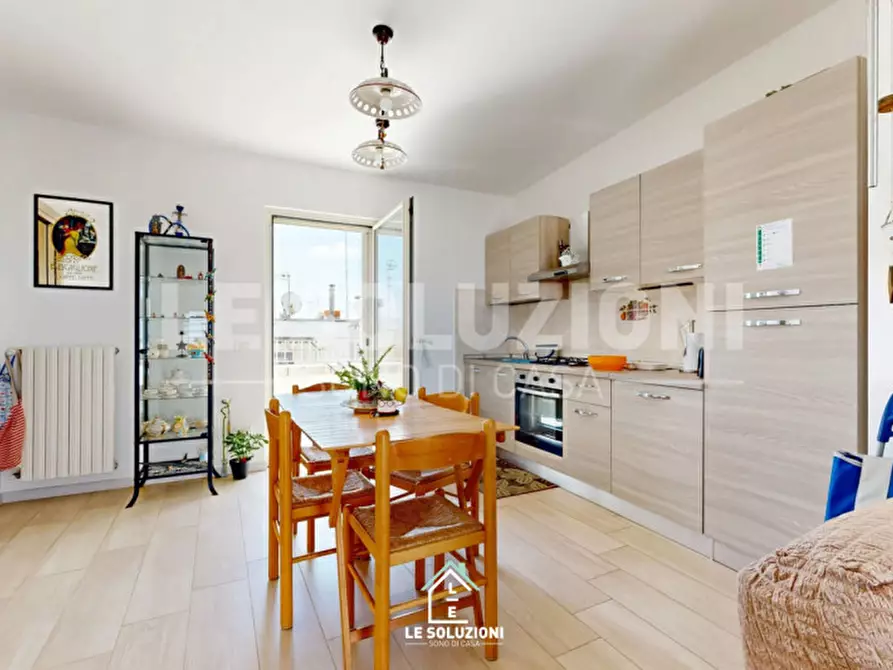 Immagine 6 di Casa indipendente in vendita  in Via Guglielmo Marconi 57 a Castellana Grotte