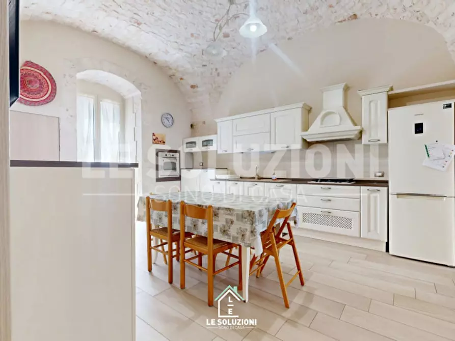Immagine 8 di Casa indipendente in vendita  in Via Guglielmo Marconi 57 a Castellana Grotte