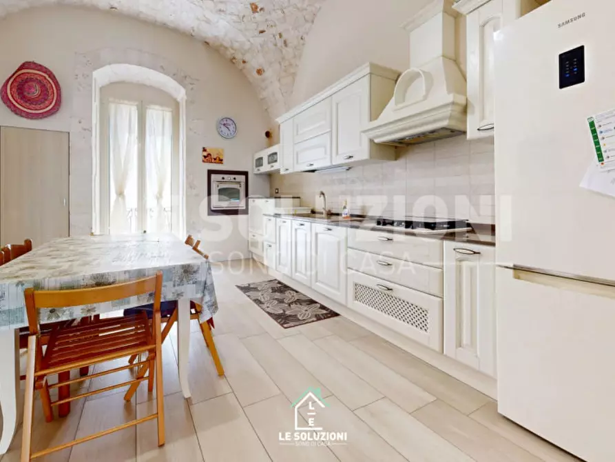 Immagine 10 di Casa indipendente in vendita  in Via Guglielmo Marconi 57 a Castellana Grotte