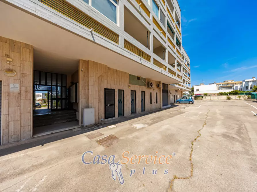 Immagine 15 di Monolocale in vendita  in Viale degli Oleandri a Gallipoli