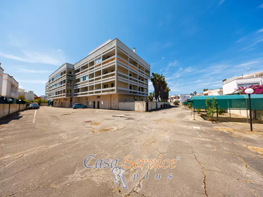 Immagine 19 di Monolocale in vendita  in Viale degli Oleandri a Gallipoli